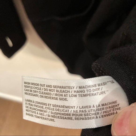 FIG CLOTHING Sz L Sporty Tunic with Thumbholes and Pockets Made in Canada - Picture 7 of 8